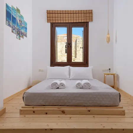 Alley 7, Old Town 3* Родос