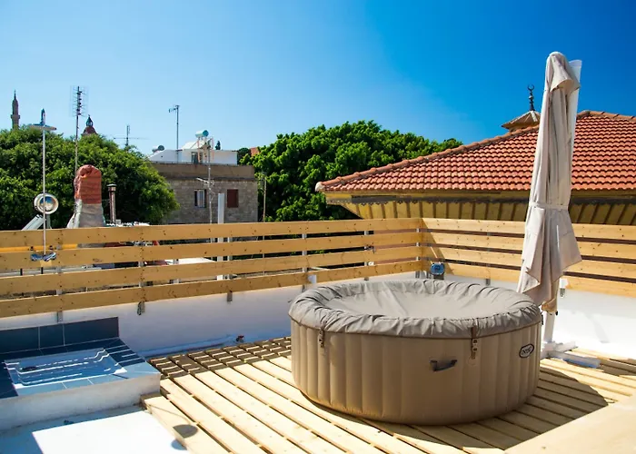 Alley 7, Old Town Rhodes City