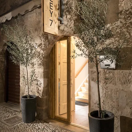 Gasthof Alley 7, Old Town 3*