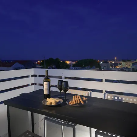 Alley 7, Old Town Pensionat 4*