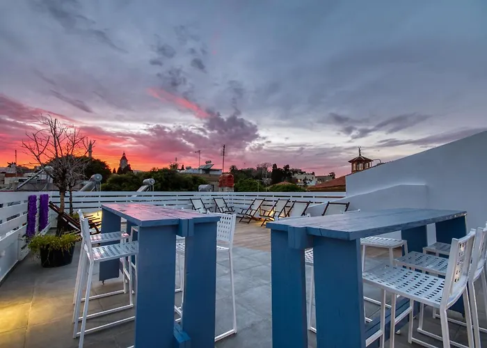 Alley 7, Old Town Konukevi