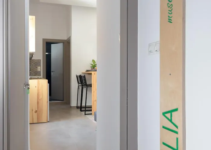 Konukevi Alley 7, Old Town