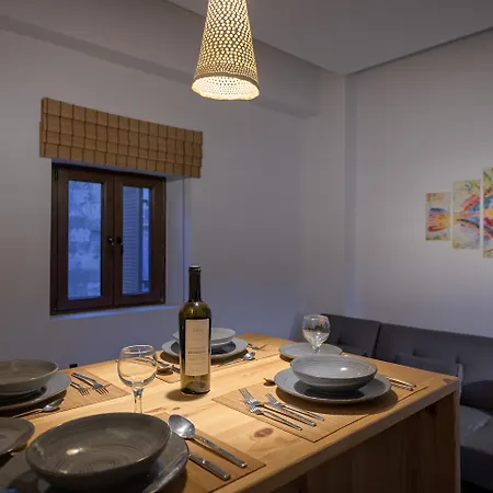 Alley 7, Old Town Guest house 3*
