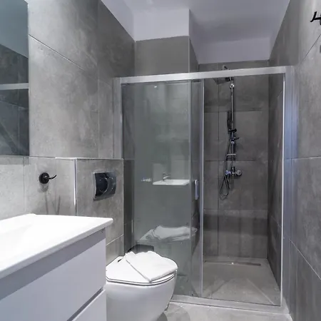 Alley 7, Old Town Pensionat 4*