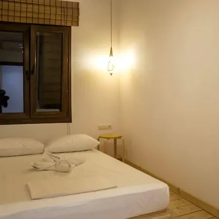 Alley 7, Old Town Rhodes City