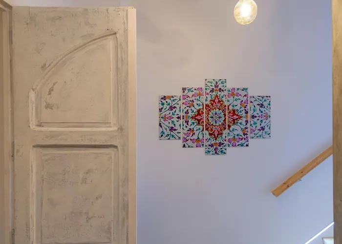 Alley 7, Old Town بيت ضيافة 4*